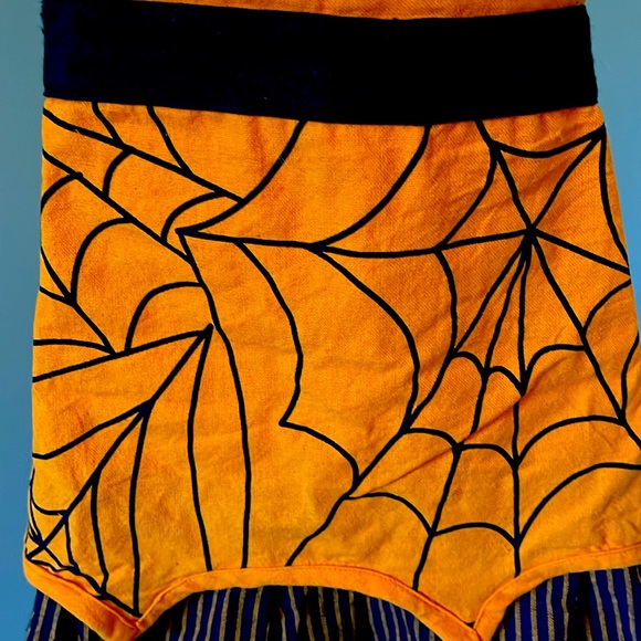 🔥LAST CALL🔥ORANGE/BLK TIE BACK APRON,👍HOSTING, COSTUME OR GIFT-GIVING NWT - Picture 5 of 13